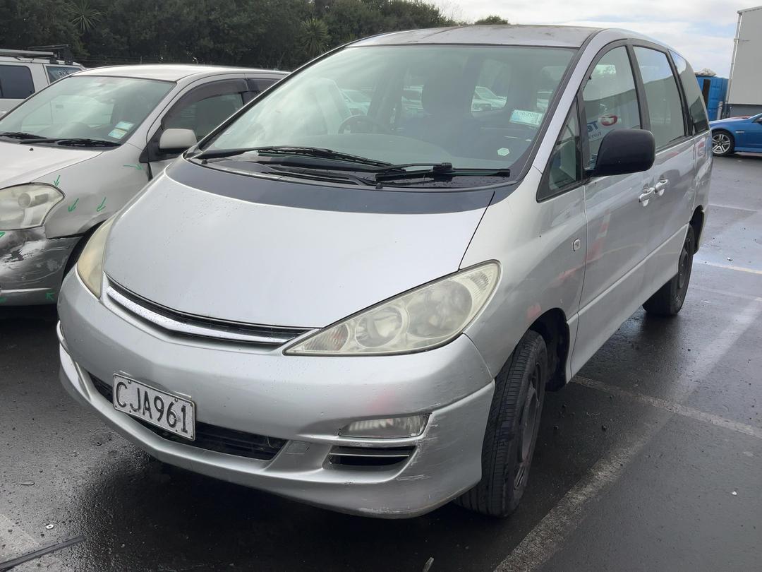 Photo '2' of Toyota Previa Photo '2' of Toyota Previa