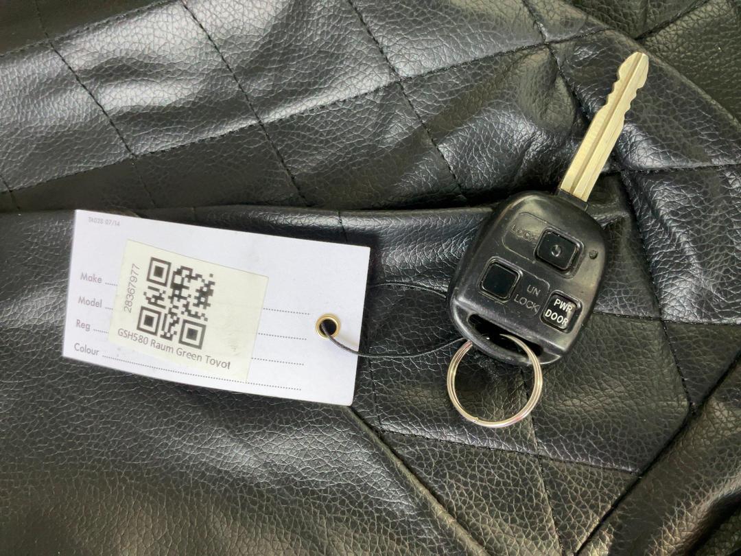 Photo '18' of Toyota Raum Photo '18' of Toyota Raum