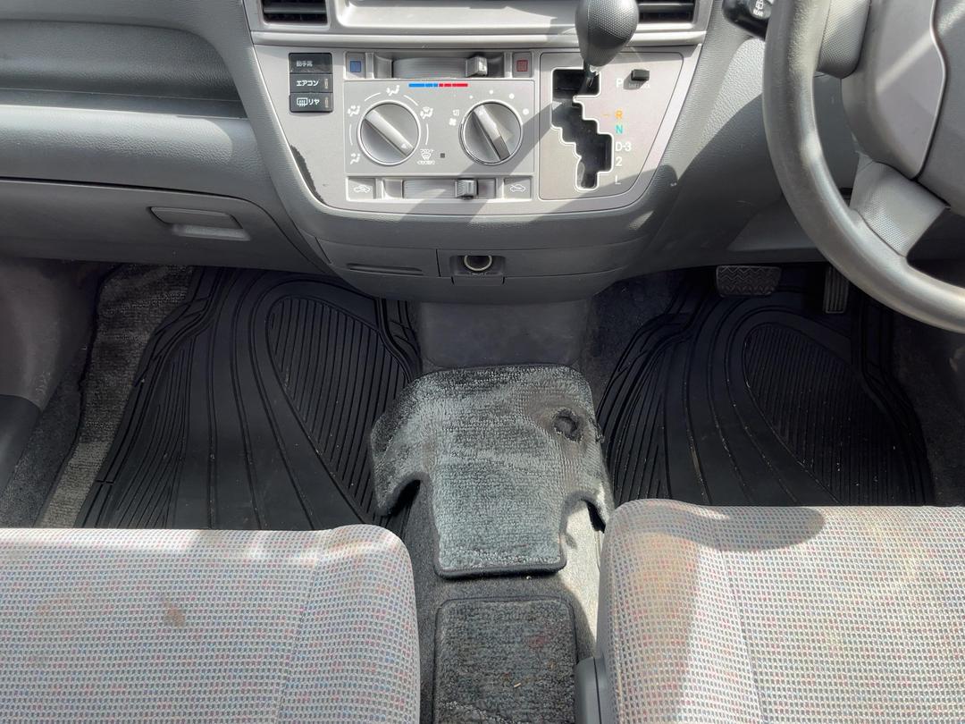 Photo '16' of Toyota Raum