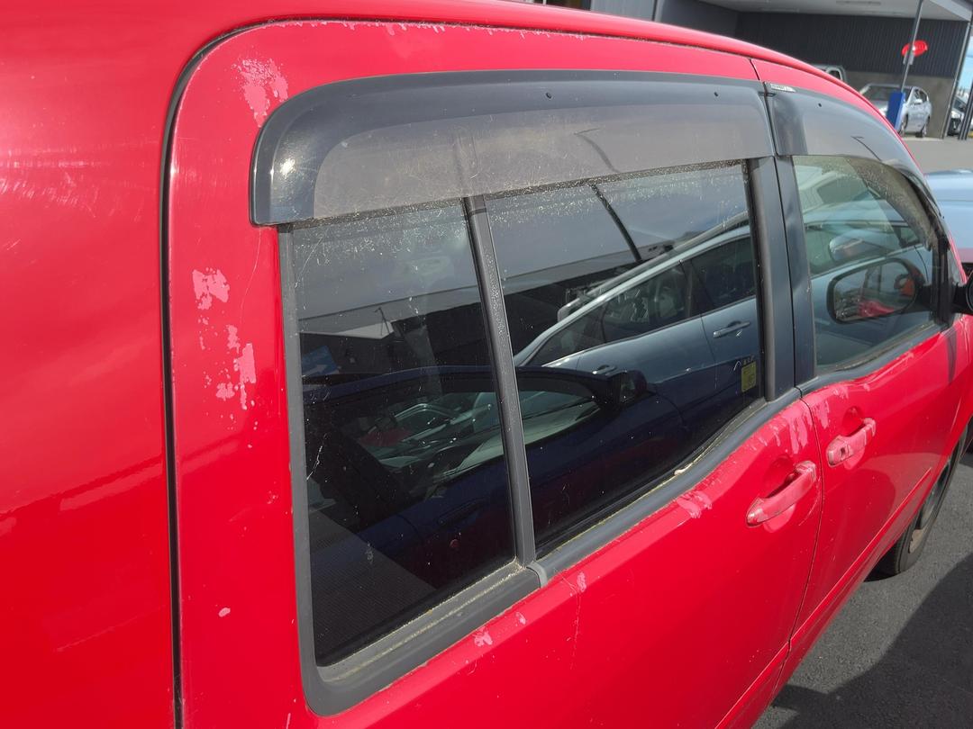 Photo '25' of Toyota Raum