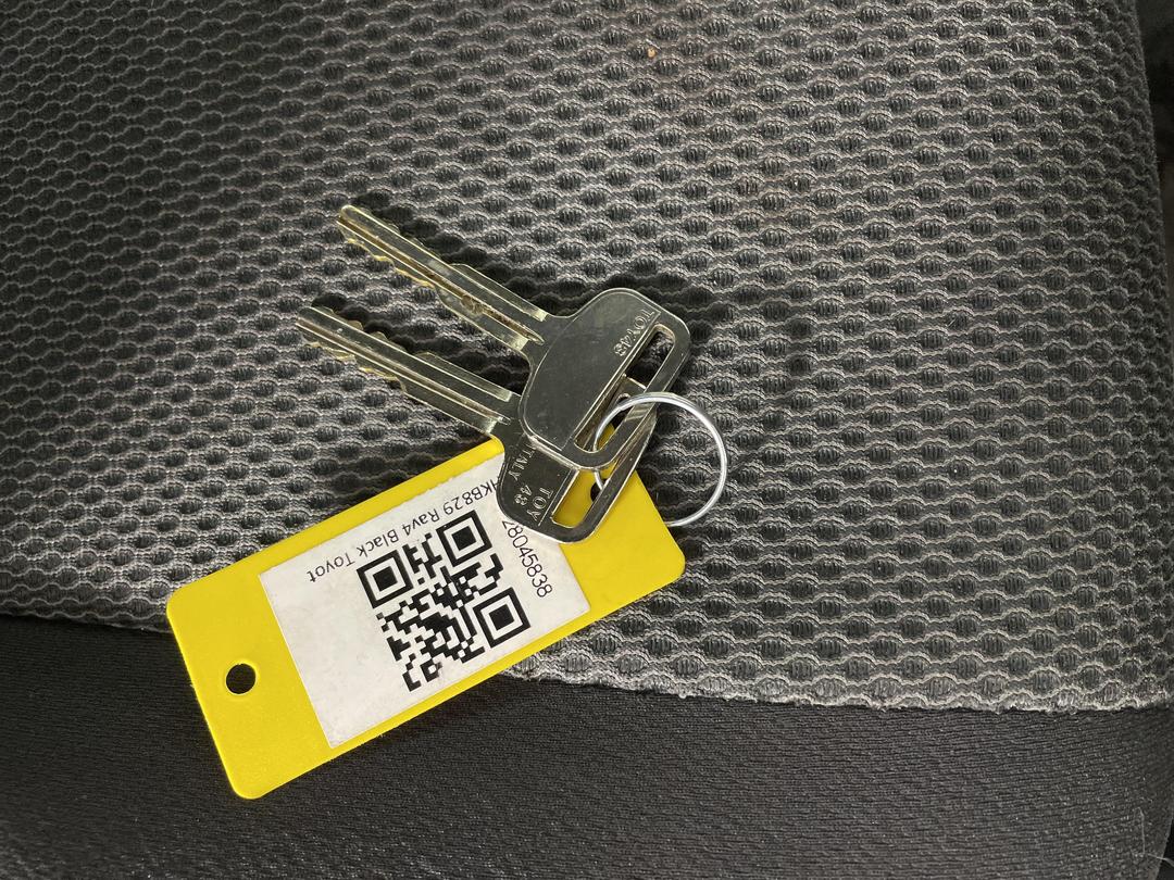 Photo '20' of Toyota Rav4