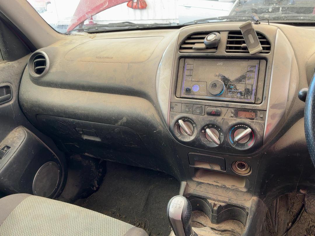 Photo '19' of Toyota Rav4 Photo '19' of Toyota Rav4