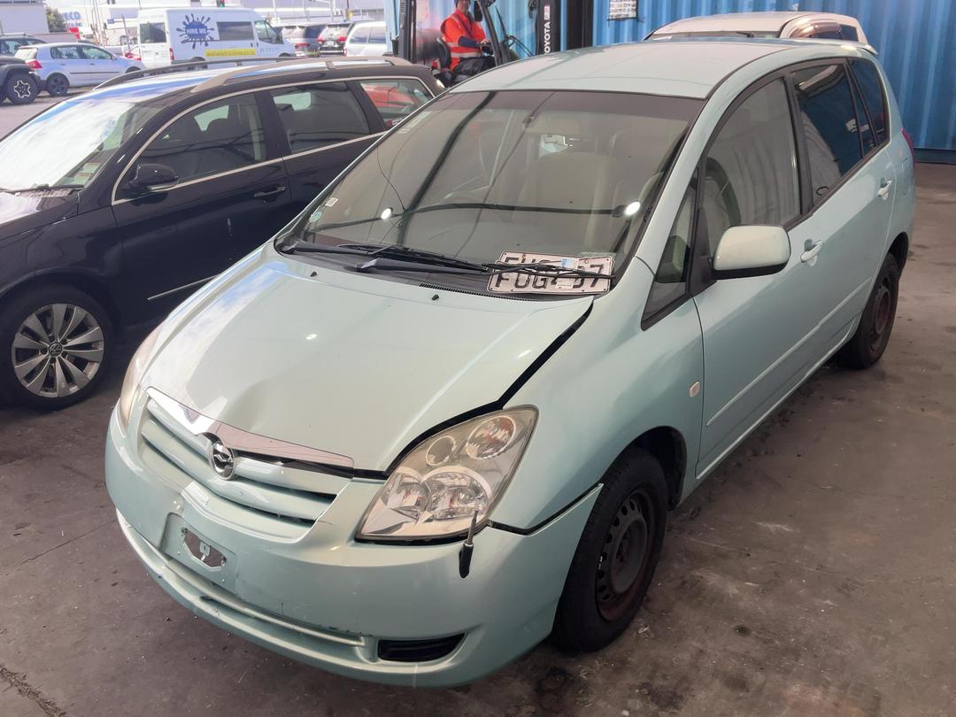 Photo '4' of Toyota Spacio Photo '4' of Toyota Spacio