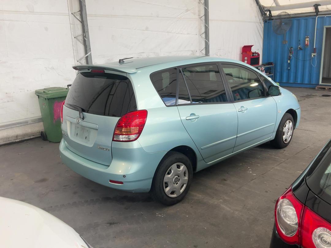 Photo '11' of Toyota Spacio Photo '11' of Toyota Spacio