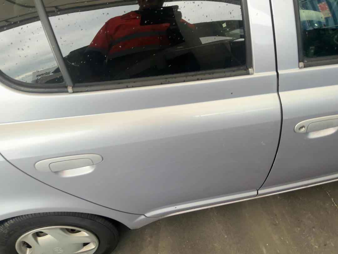 Photo '13' of Toyota Vitz