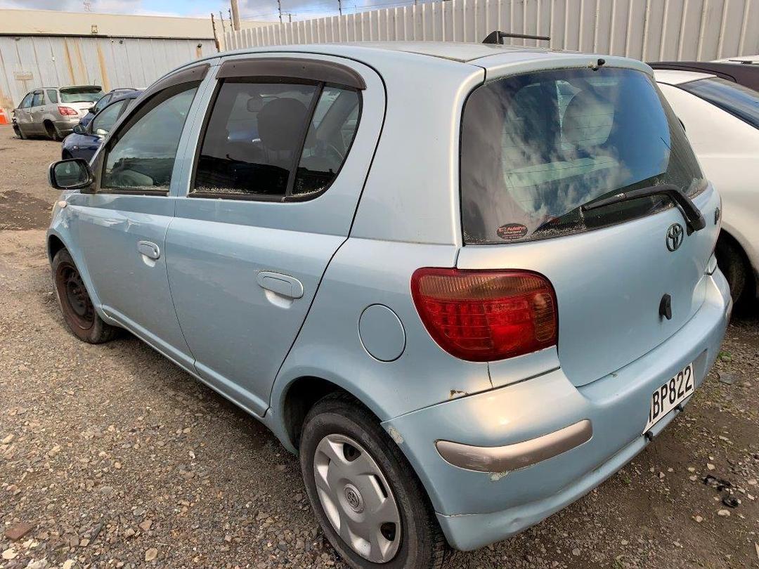 Photo '4' of Toyota Vitz Photo '4' of Toyota Vitz