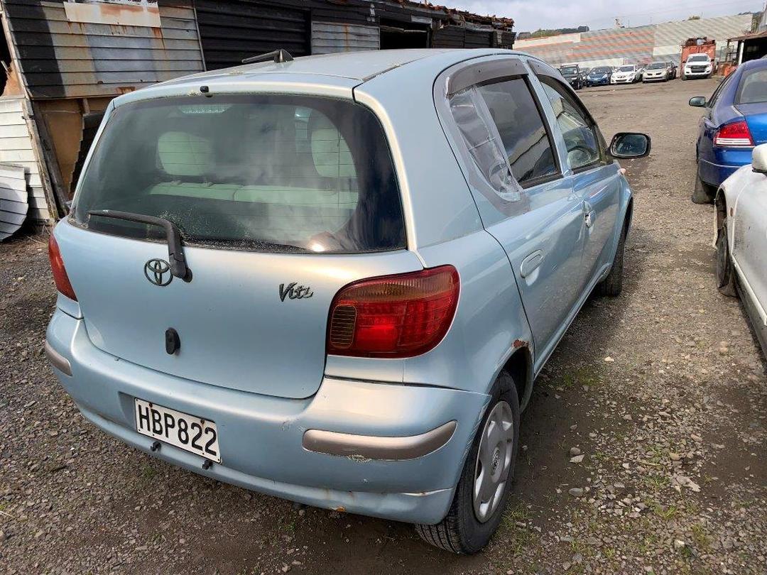 Photo '5' of Toyota Vitz Photo '5' of Toyota Vitz