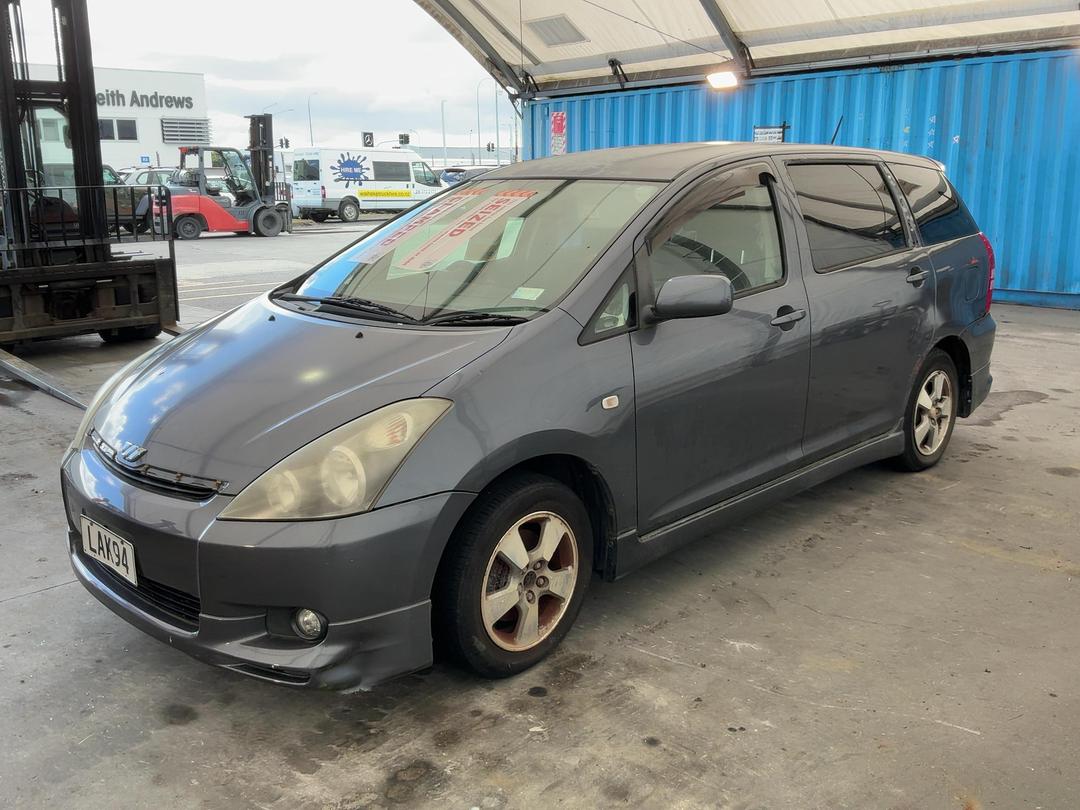 Photo '3' of Toyota Wish Photo '3' of Toyota Wish