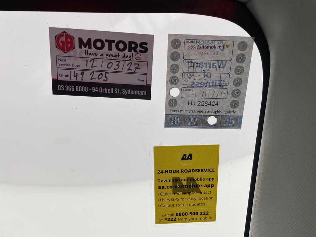 Photo '23' of Toyota Wish