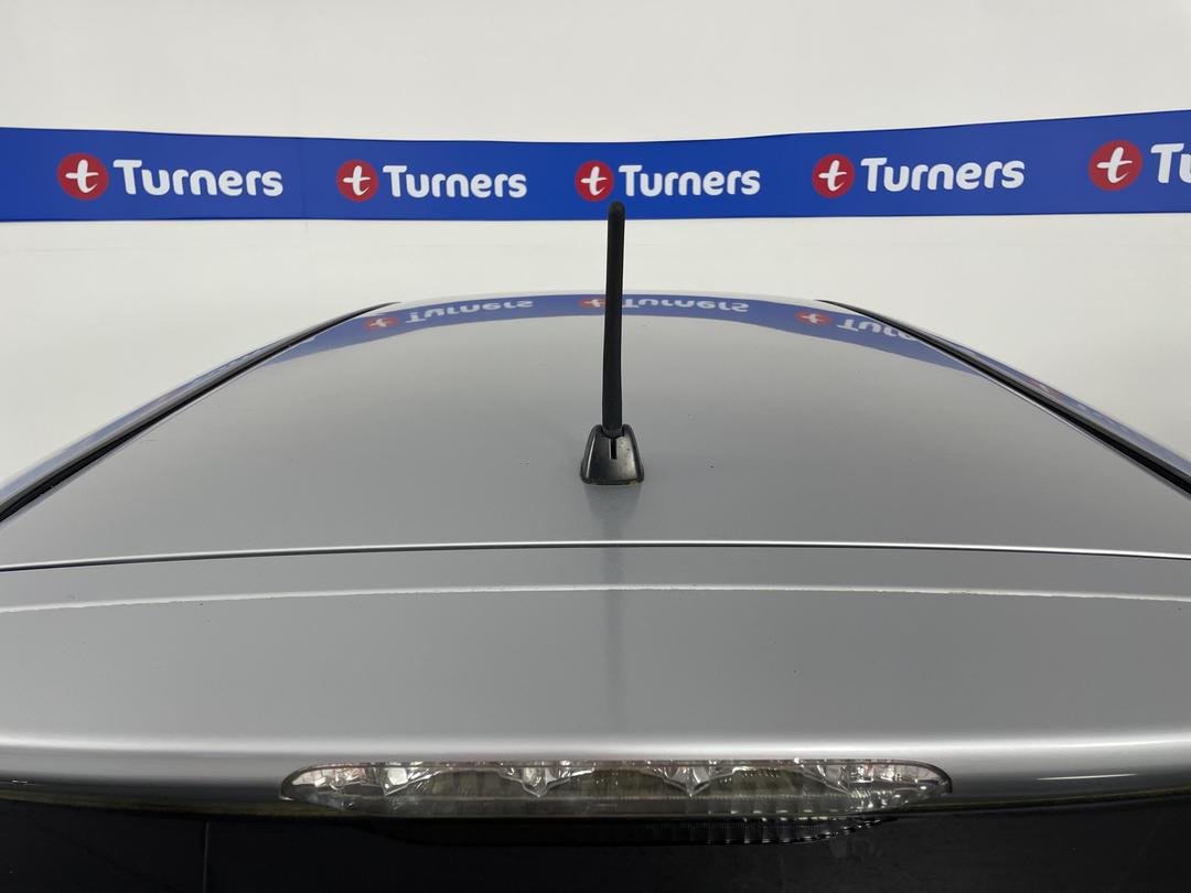 Photo '25' of Toyota Wish