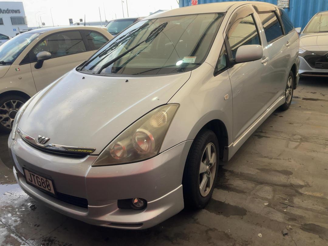 Photo '2' of Toyota Wish