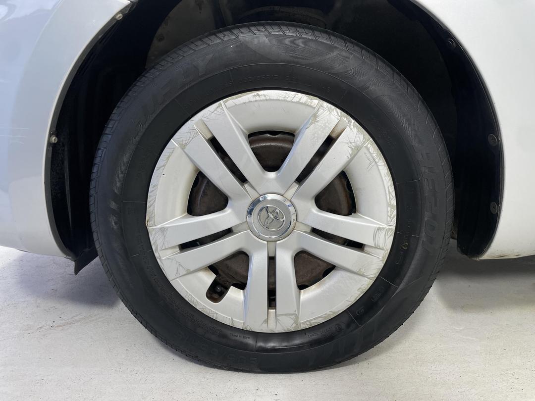 Photo '10' of Toyota Wish