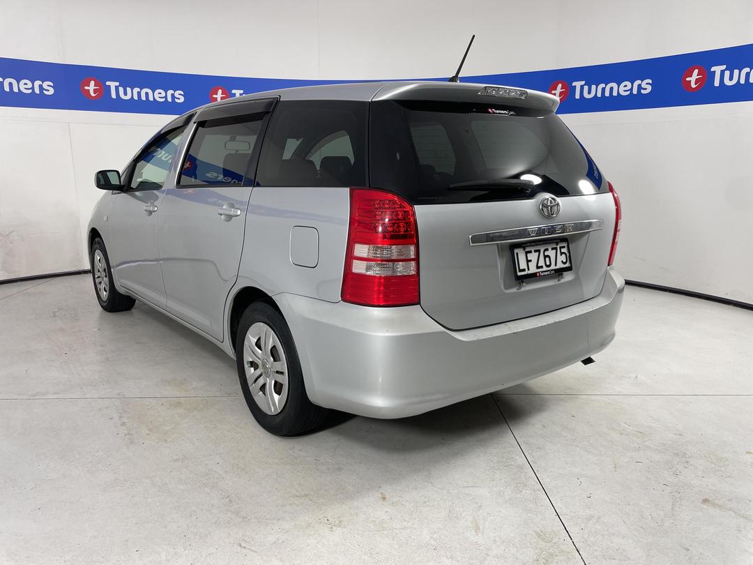 Photo '5' of Toyota Wish