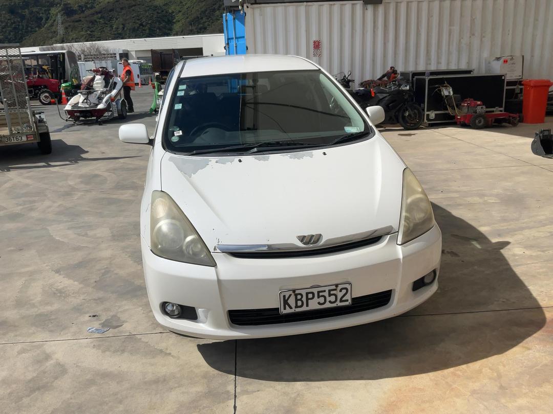 Photo '2' of Toyota Wish Photo '2' of Toyota Wish