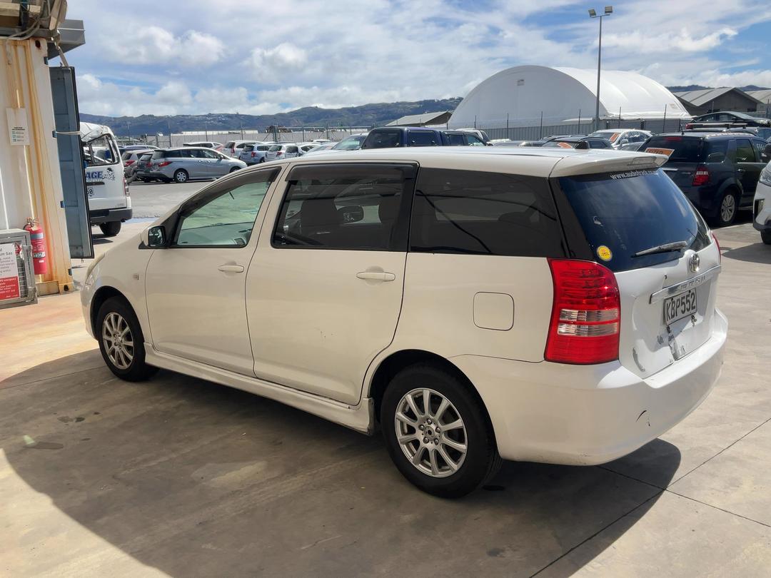 Photo '5' of Toyota Wish Photo '5' of Toyota Wish