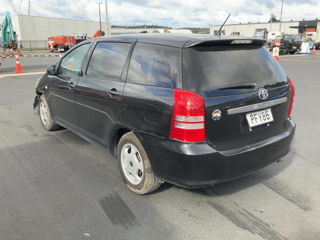 Photo '5' of Toyota Wish Photo '5' of Toyota Wish
