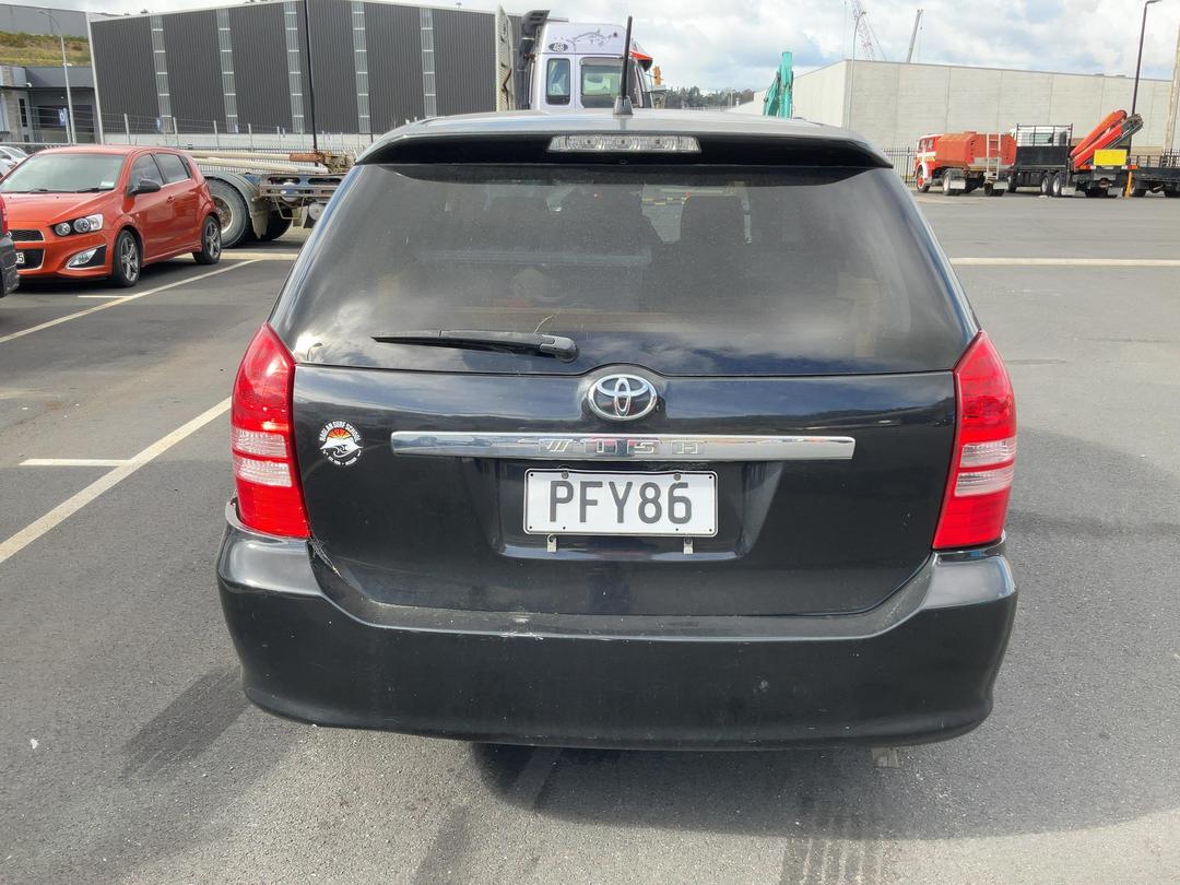 Photo '6' of Toyota Wish Photo '6' of Toyota Wish