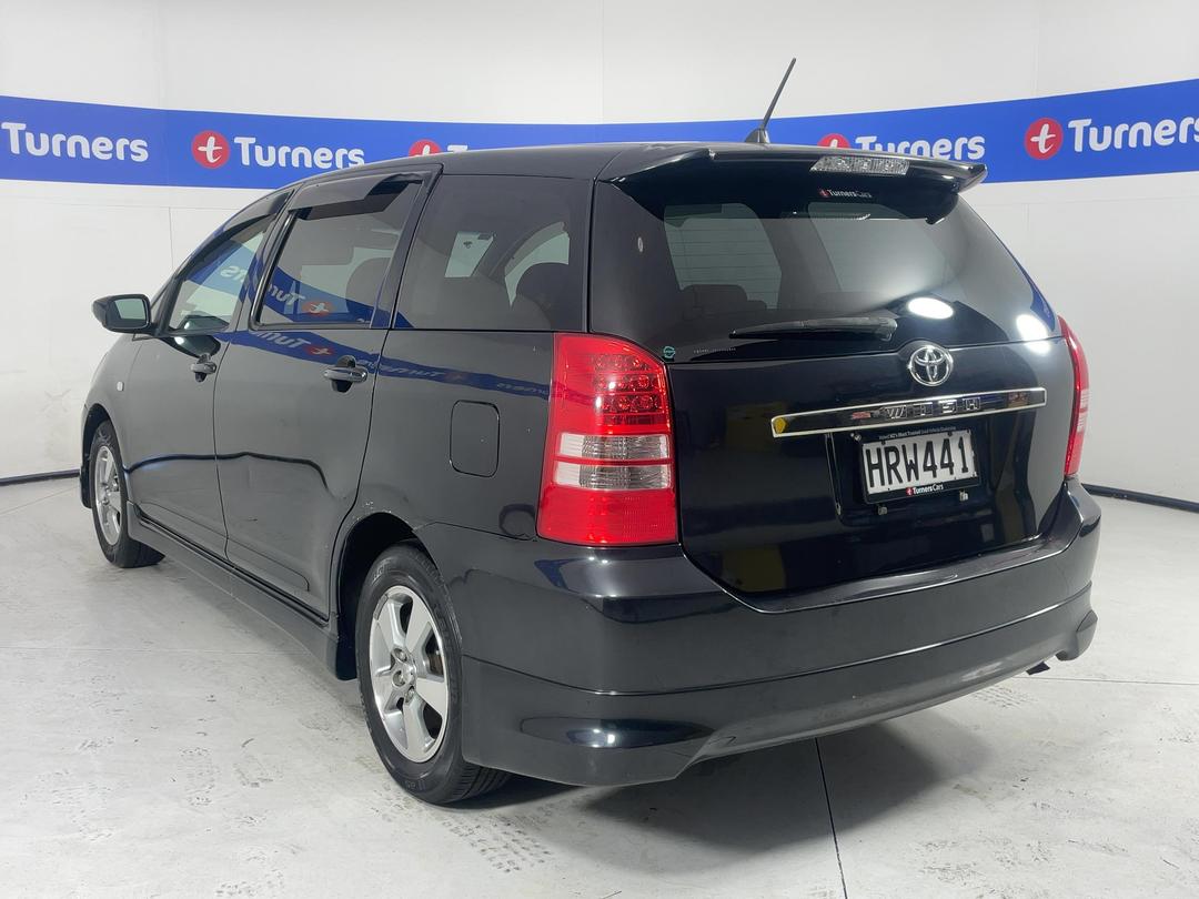 Photo '4' of Toyota Wish Photo '4' of Toyota Wish