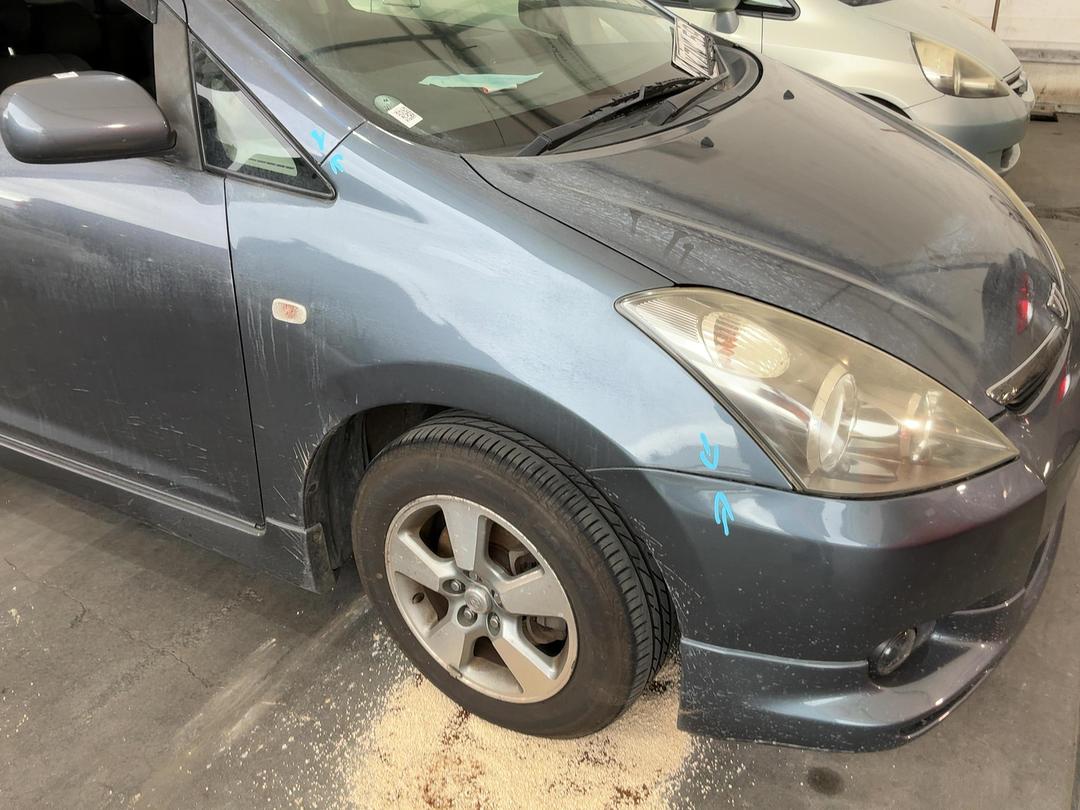 Photo '3' of Toyota Wish Photo '3' of Toyota Wish