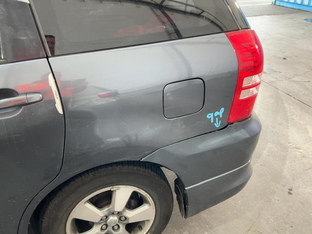 Photo '10' of Toyota Wish Photo '10' of Toyota Wish