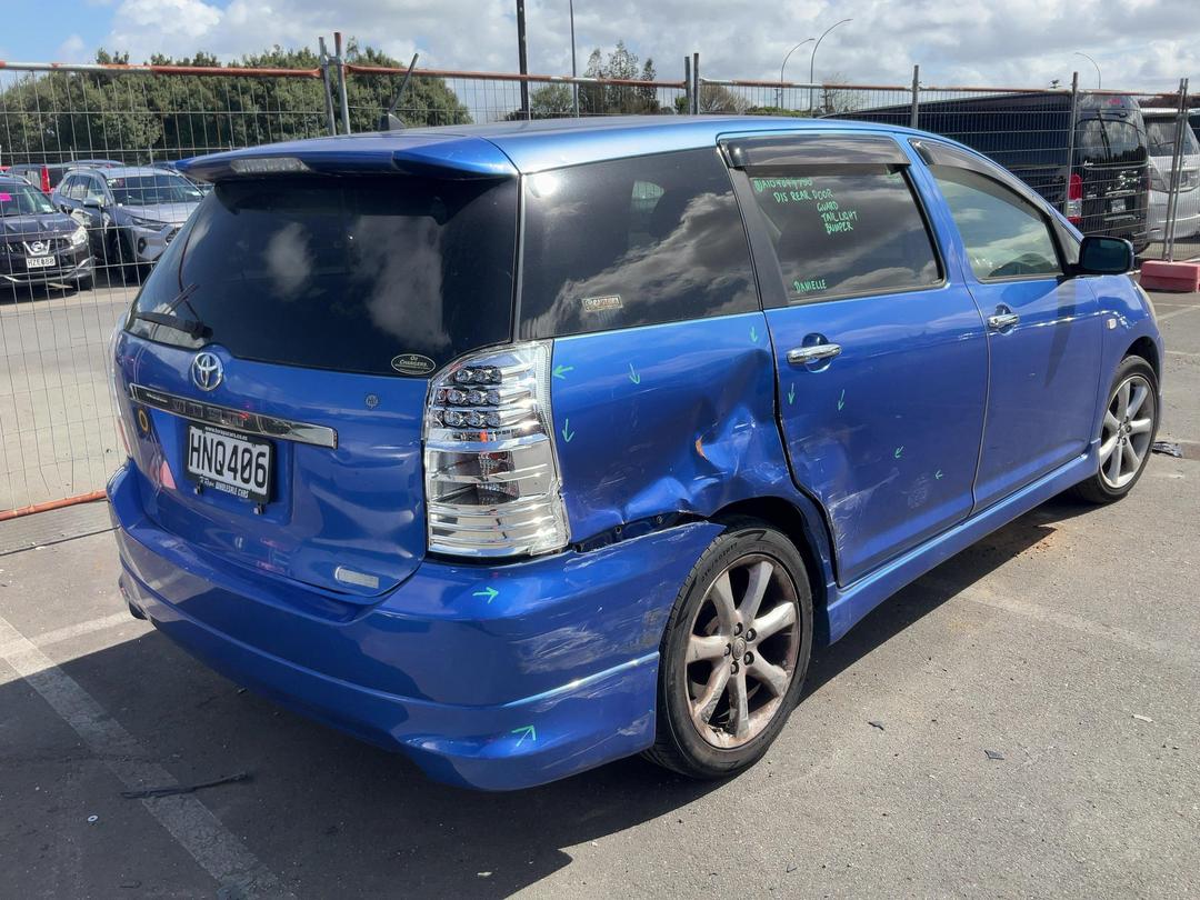 Photo '4' of Toyota Wish Photo '4' of Toyota Wish