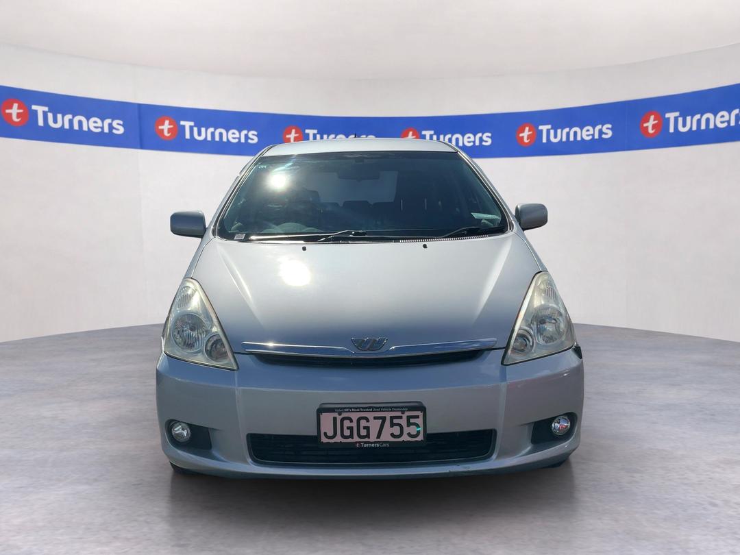 Photo '2' of Toyota Wish Photo '2' of Toyota Wish