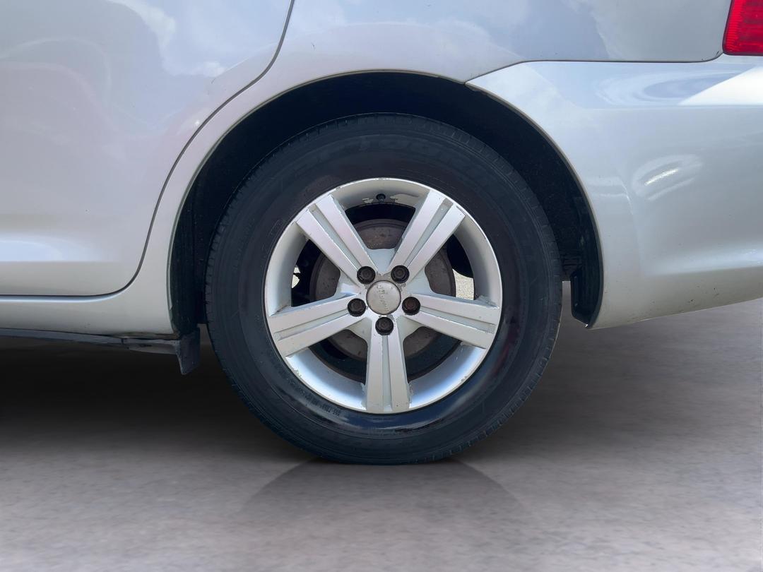 Photo '9' of Toyota Wish Photo '9' of Toyota Wish