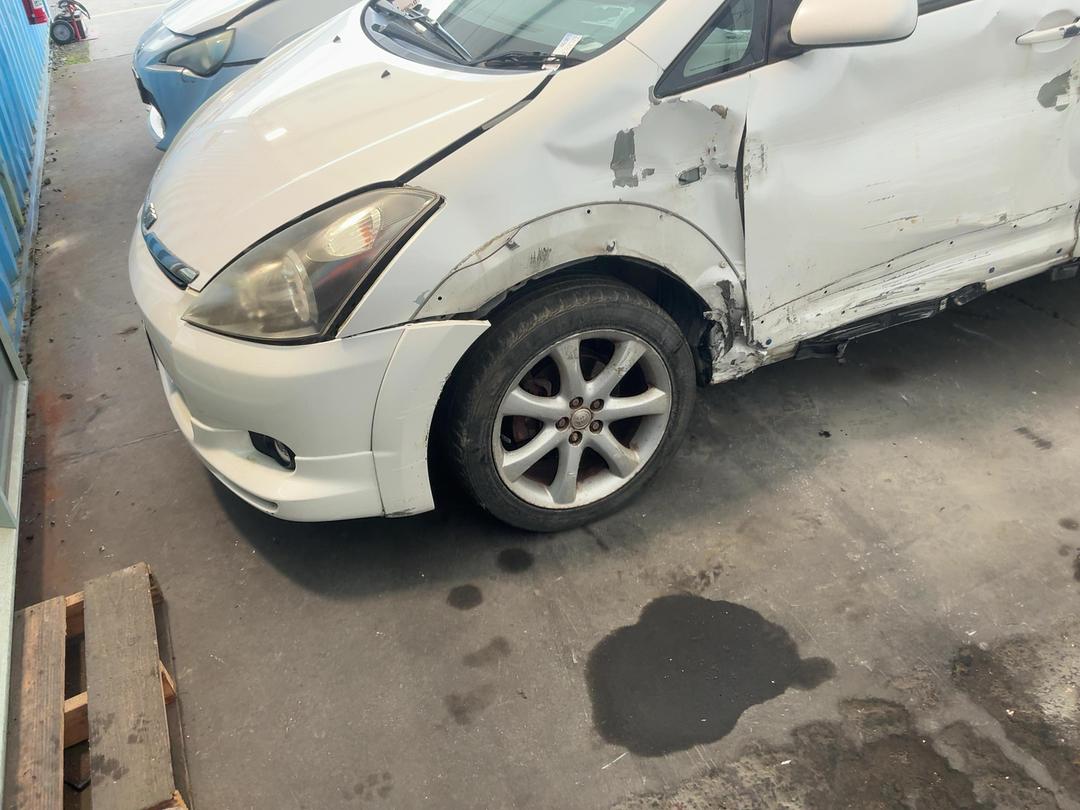 Photo '5' of Toyota Wish Photo '5' of Toyota Wish