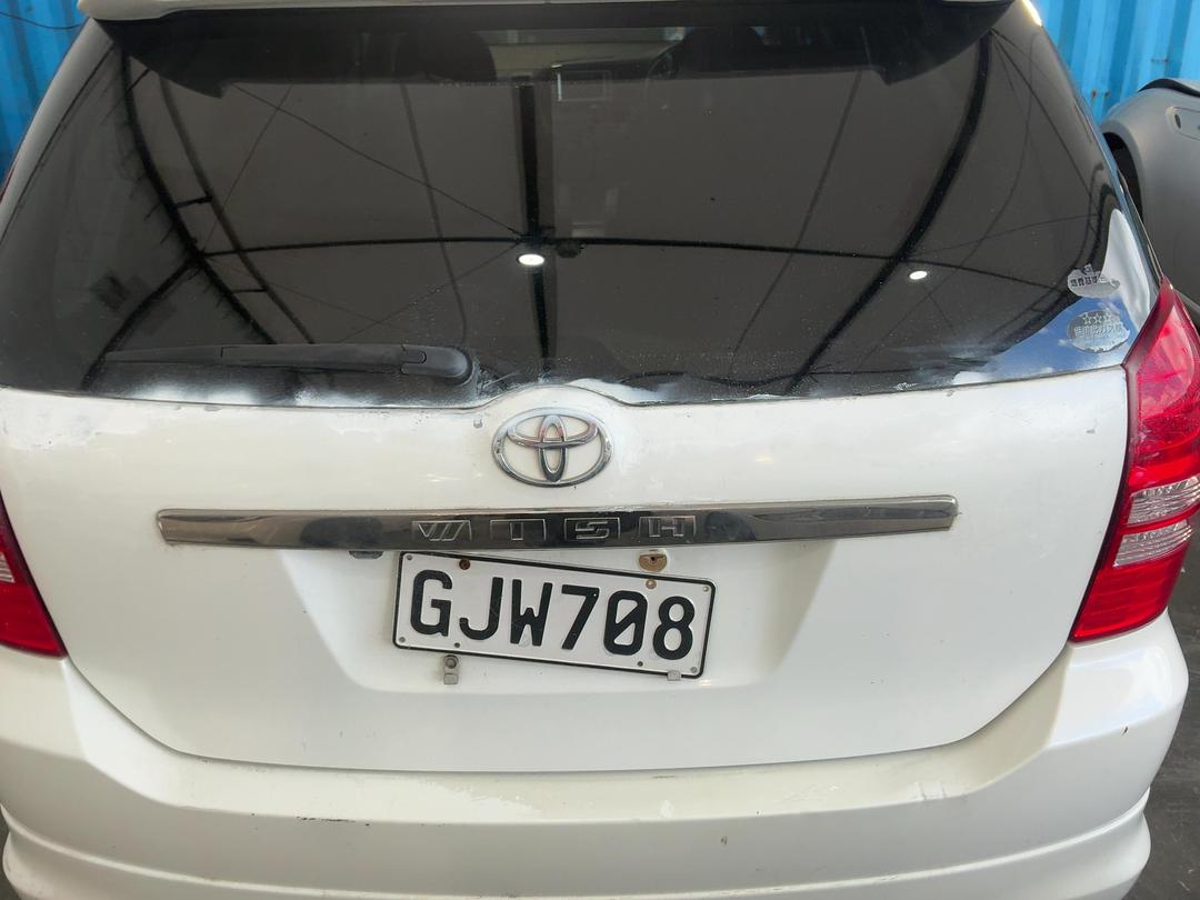 Photo '11' of Toyota Wish Photo '11' of Toyota Wish