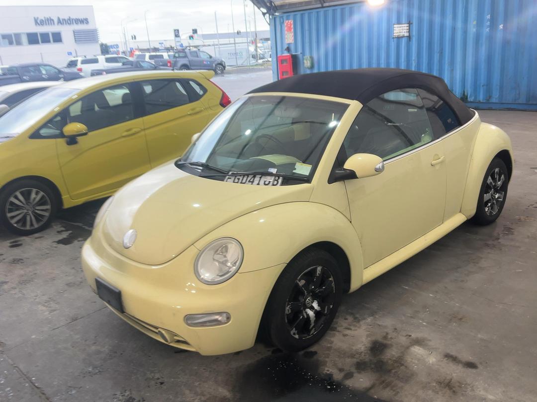 Photo '5' of Volkswagen Beetle Photo '5' of Volkswagen Beetle