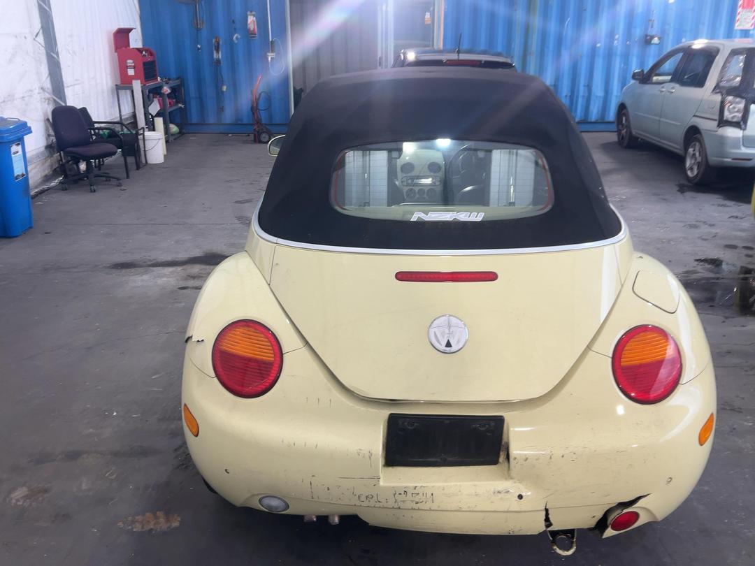 Photo '12' of Volkswagen Beetle Photo '12' of Volkswagen Beetle