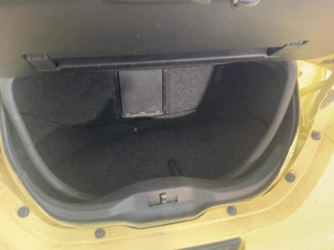 Photo '23' of Volkswagen Beetle Photo '23' of Volkswagen Beetle