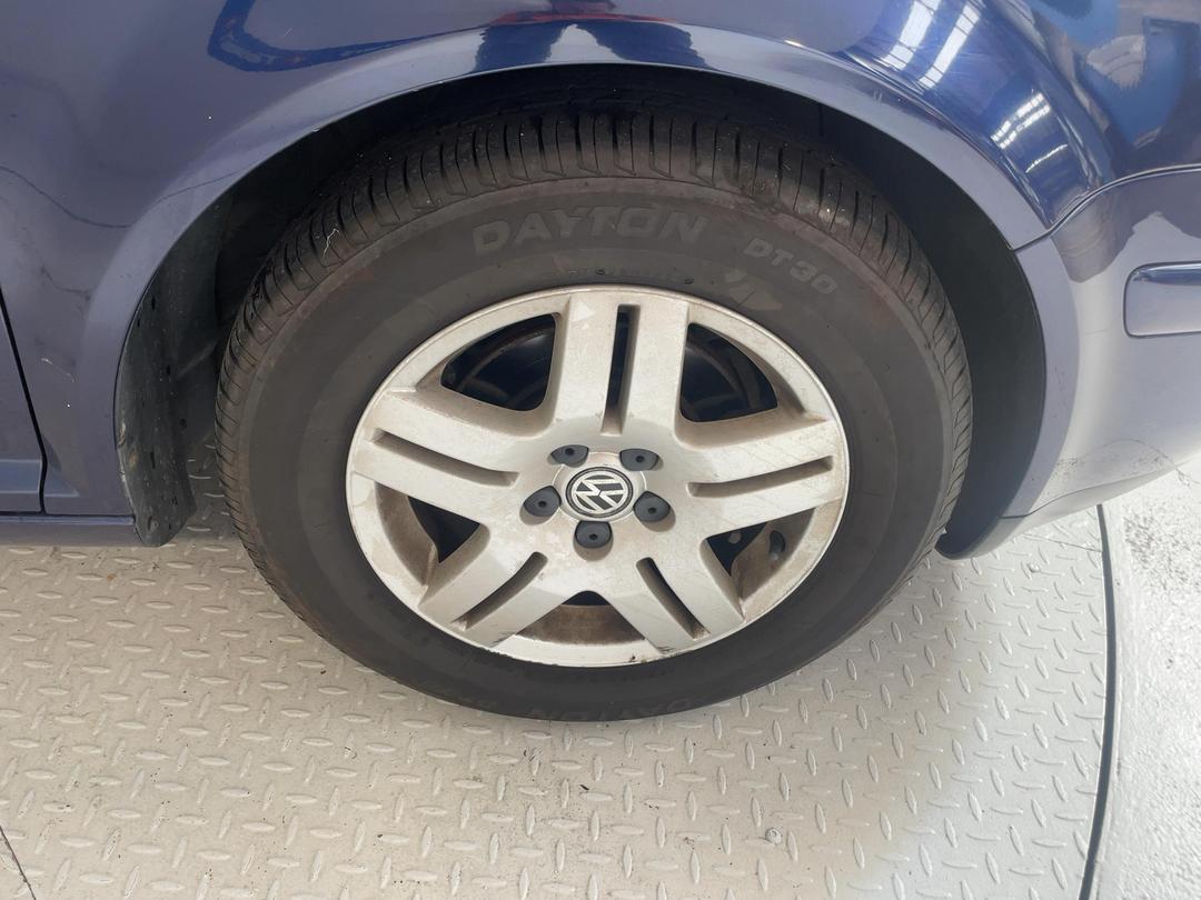 Photo '9' of Volkswagen Golf