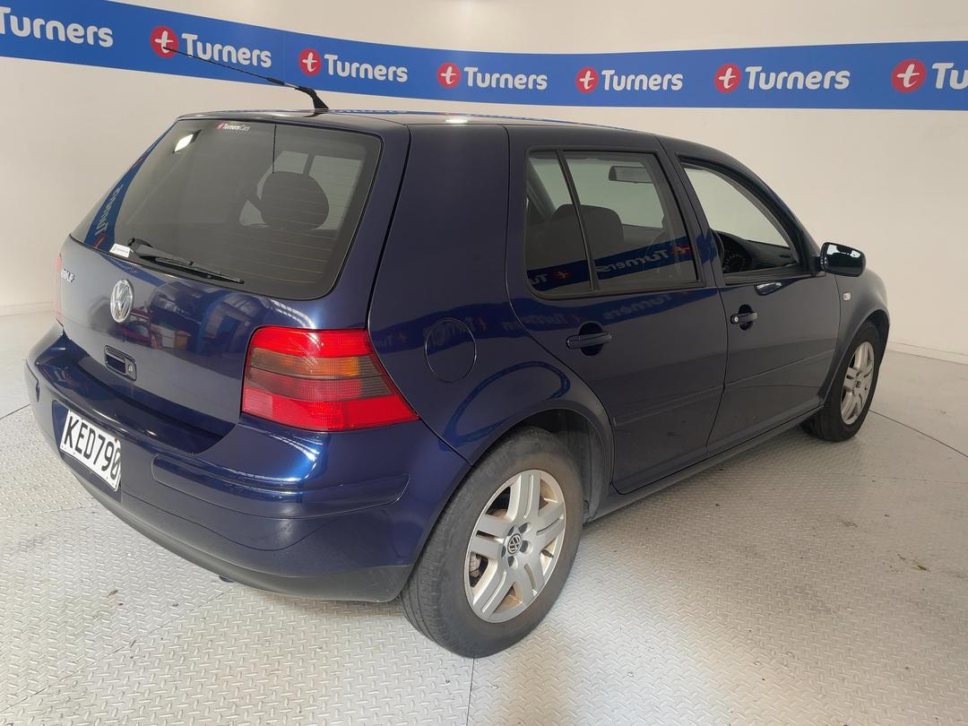 Photo '7' of Volkswagen Golf