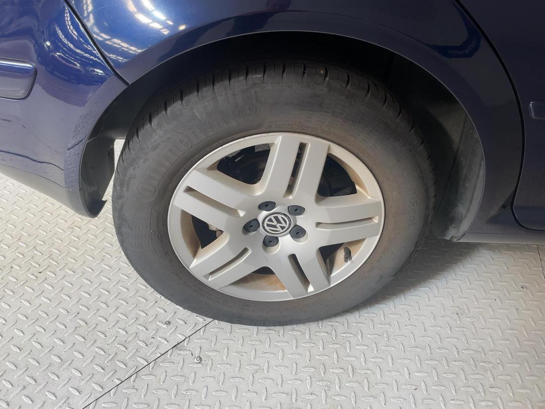Photo '12' of Volkswagen Golf