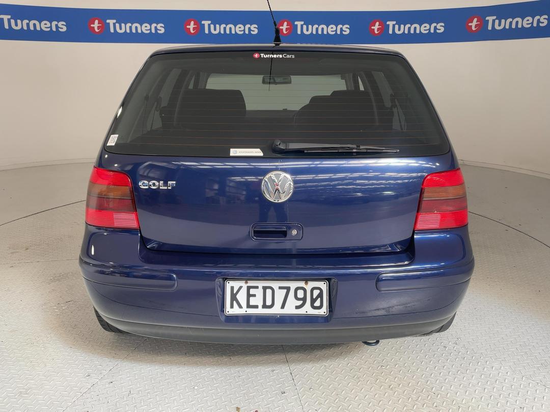 Photo '6' of Volkswagen Golf