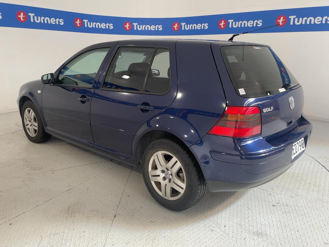 Photo '5' of Volkswagen Golf