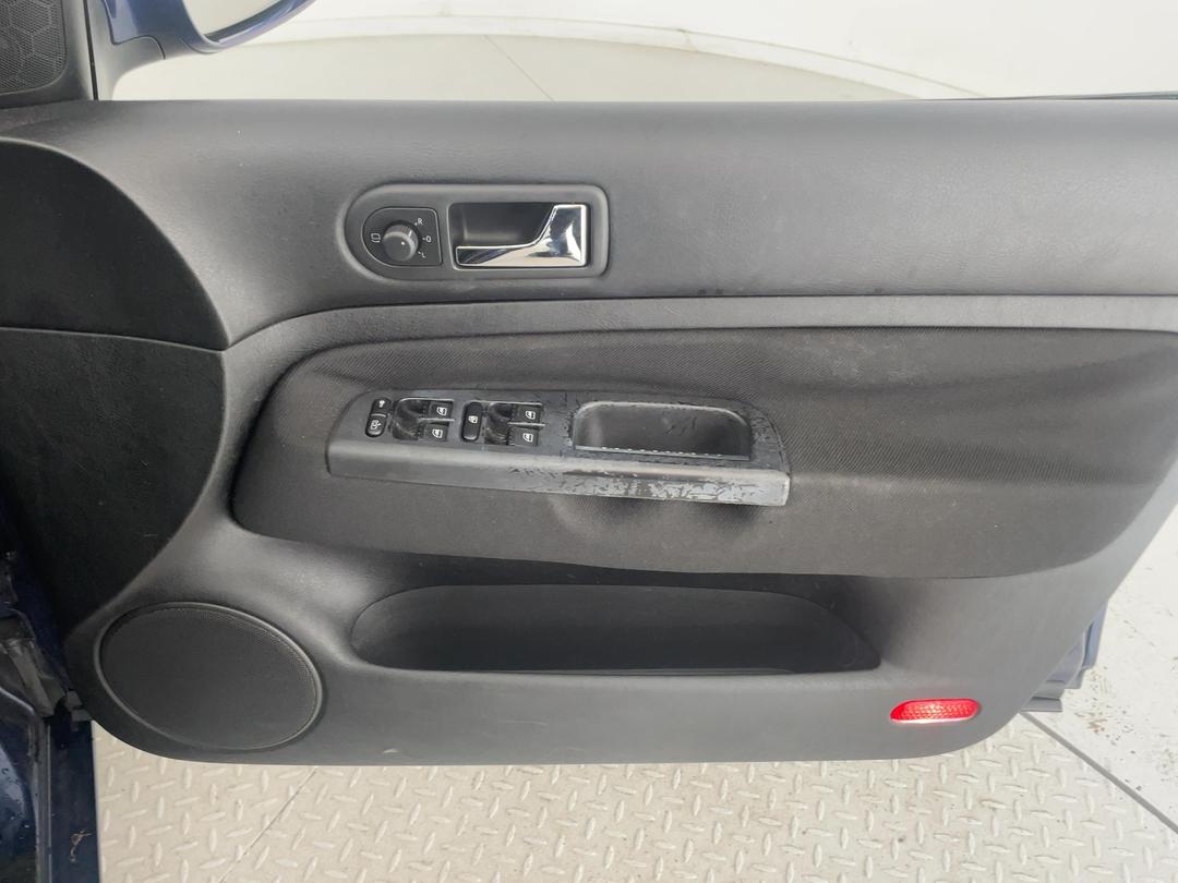 Photo '15' of Volkswagen Golf