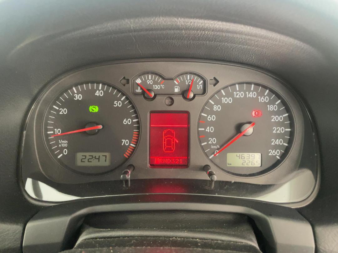 Photo '21' of Volkswagen Golf
