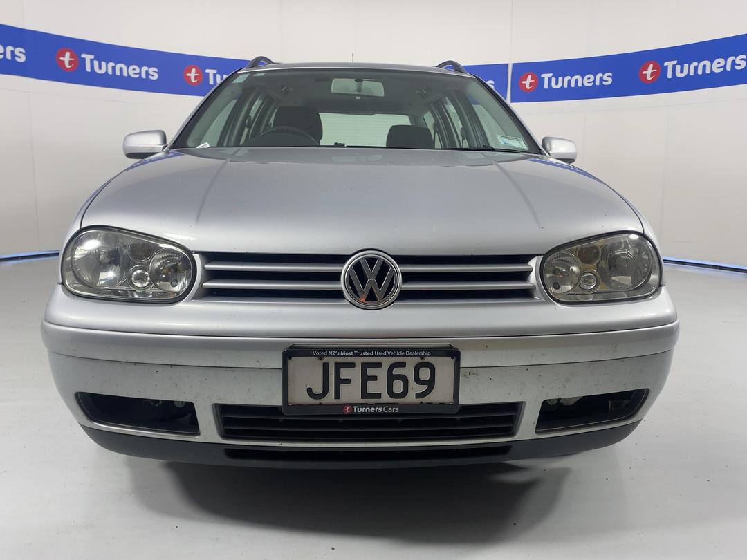 Photo '2' of Volkswagen Golf