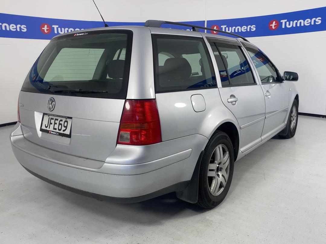 Photo '7' of Volkswagen Golf
