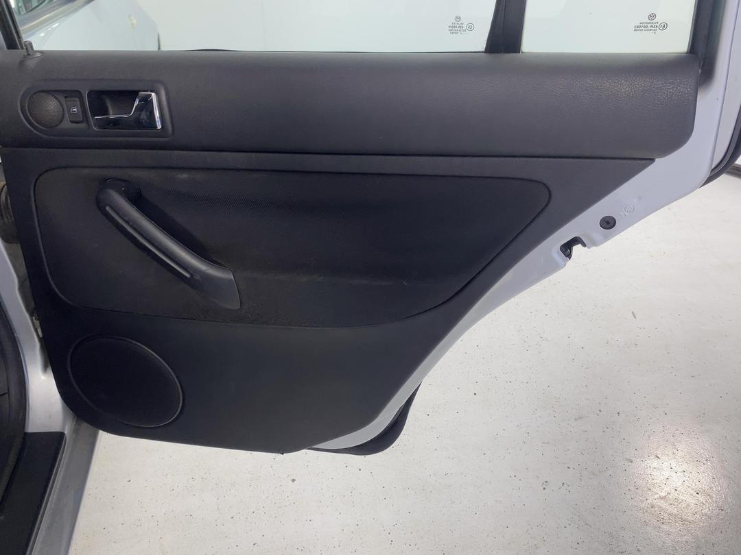 Photo '19' of Volkswagen Golf
