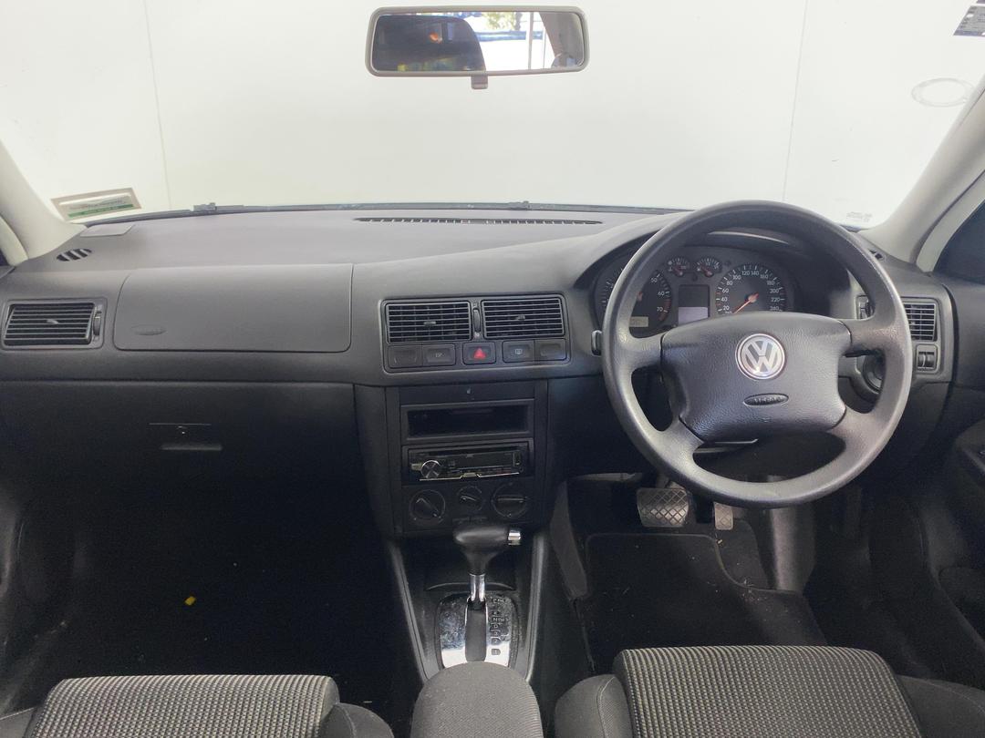 Photo '17' of Volkswagen Golf