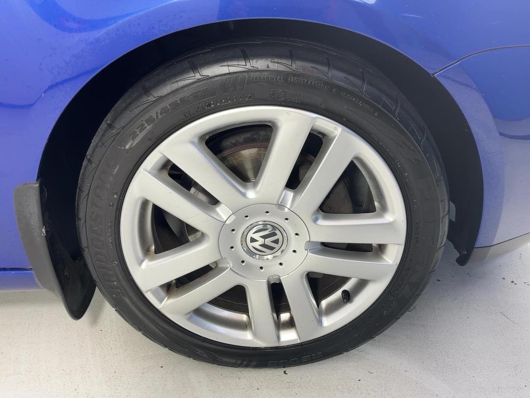 Photo '9' of Volkswagen Golf