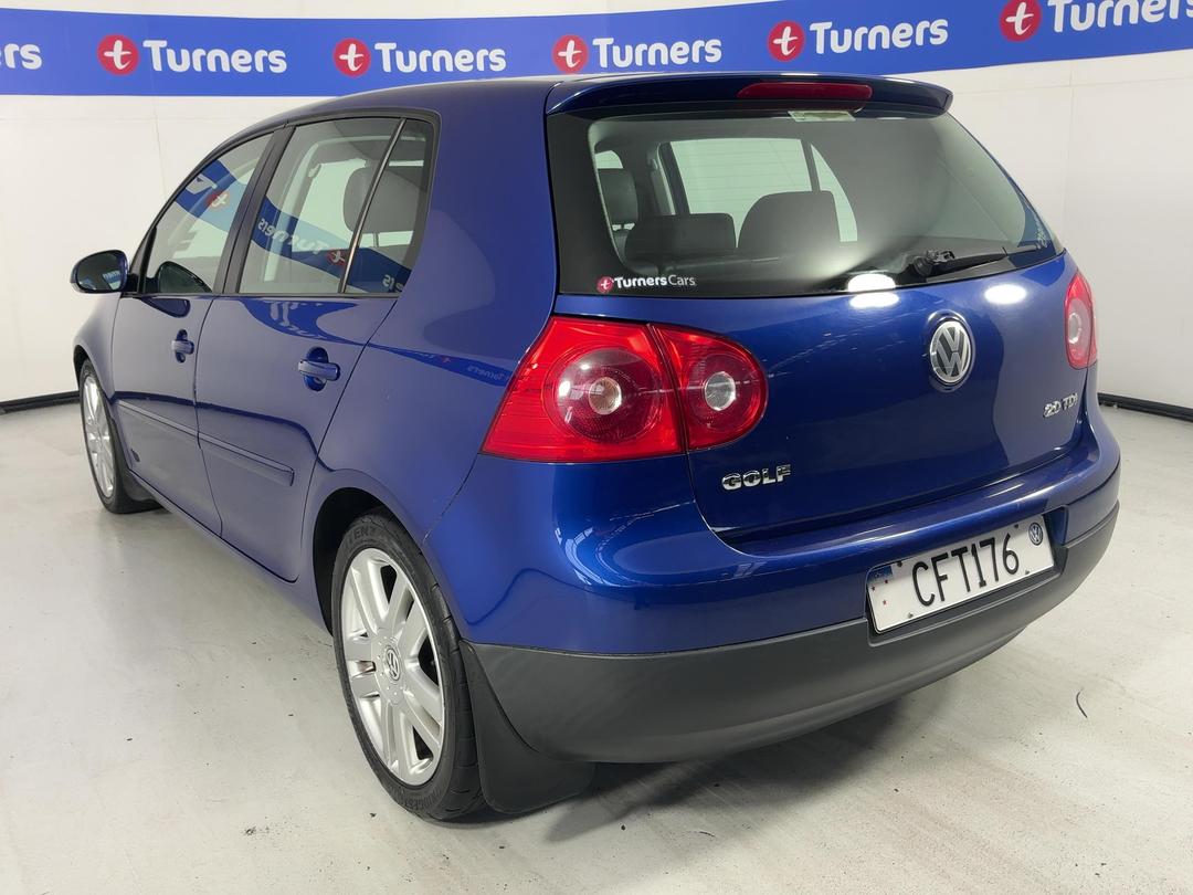 Photo '5' of Volkswagen Golf