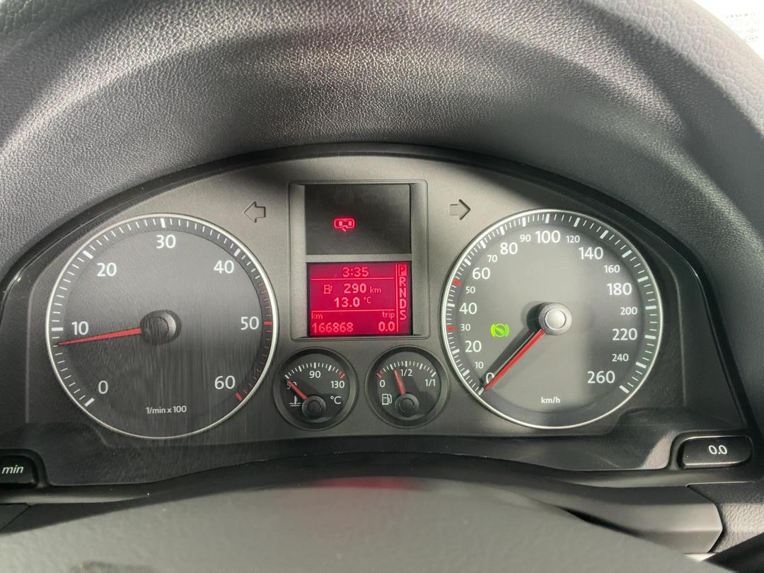 Photo '21' of Volkswagen Golf