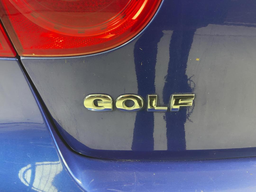 Photo '28' of Volkswagen Golf