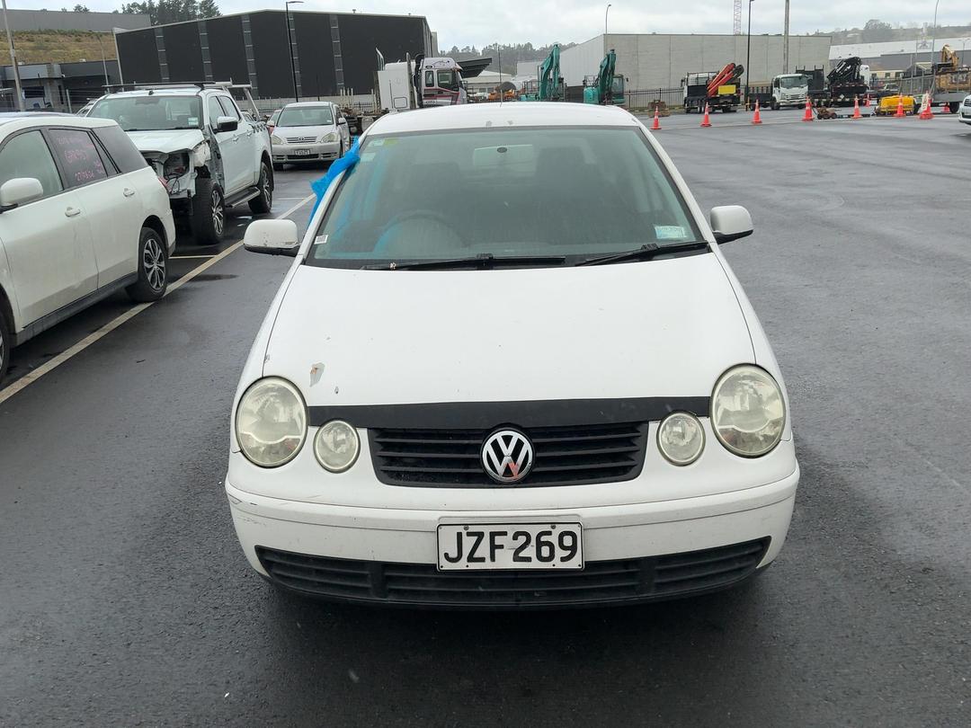 Photo '4' of Volkswagen Polo Photo '4' of Volkswagen Polo