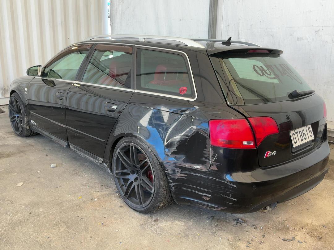Photo '7' of Audi A4 S4 Avant Photo '7' of Audi A4 S4 Avant
