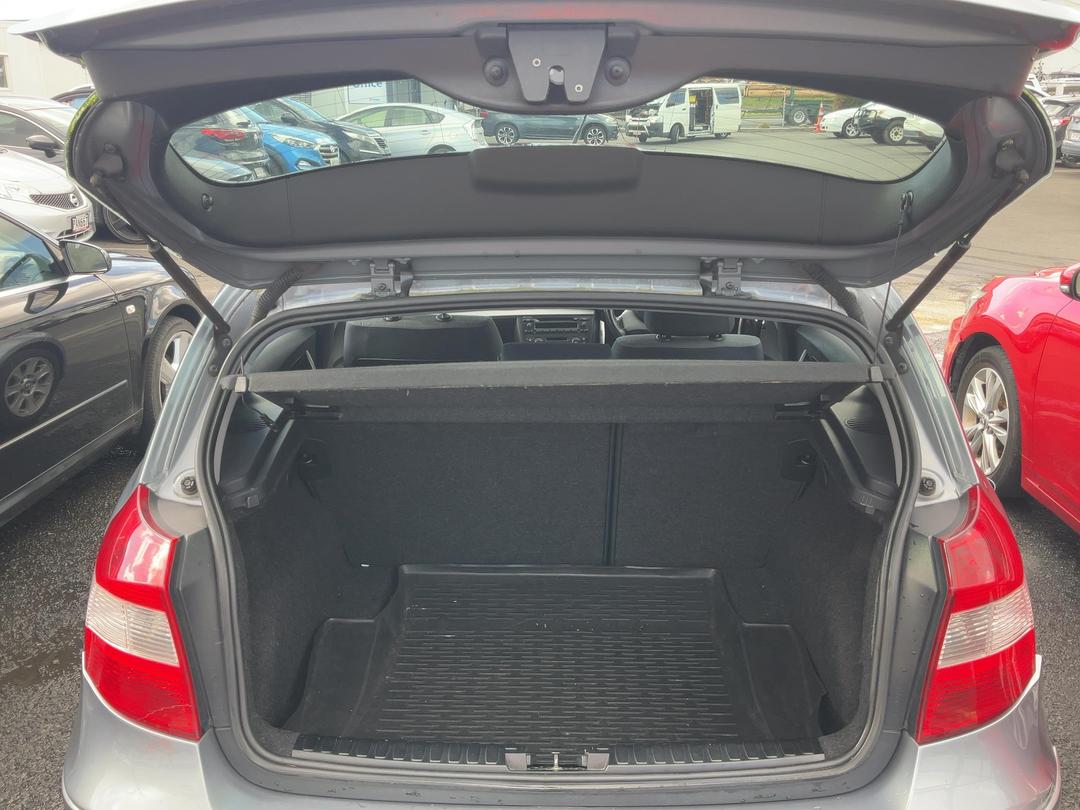 Photo '6' of BMW 1 Series 118I Photo '6' of BMW 1 Series 118I